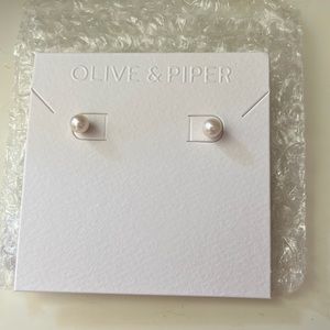 Olive & Piper Juno studs. NWT.